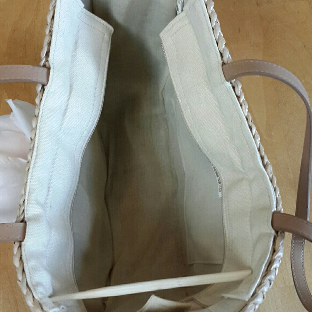 Cappelli Straw Peony Purse - Picture 6 of 7